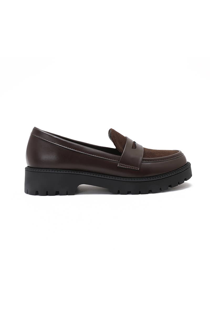 Joia Paris – Großhandel Loafer – Damen – Mokassins mit klassischem Schaft und dicker Sohle H8-960M15