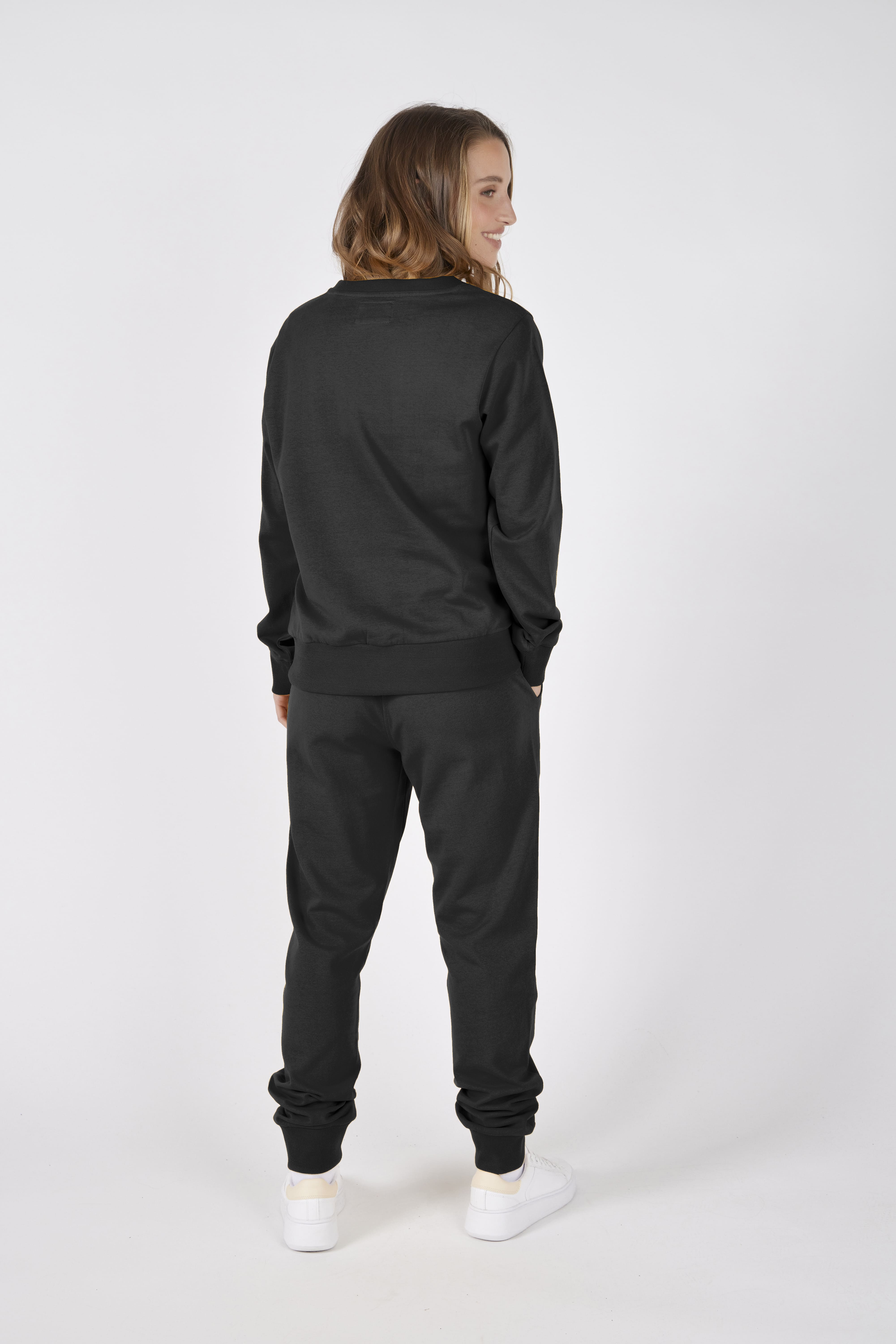 OWN OFF WITH NATURE - Wholesale Lounge Set - Women's - Crewneck Fleece Sweatshirt Set + Fleece Joggers13