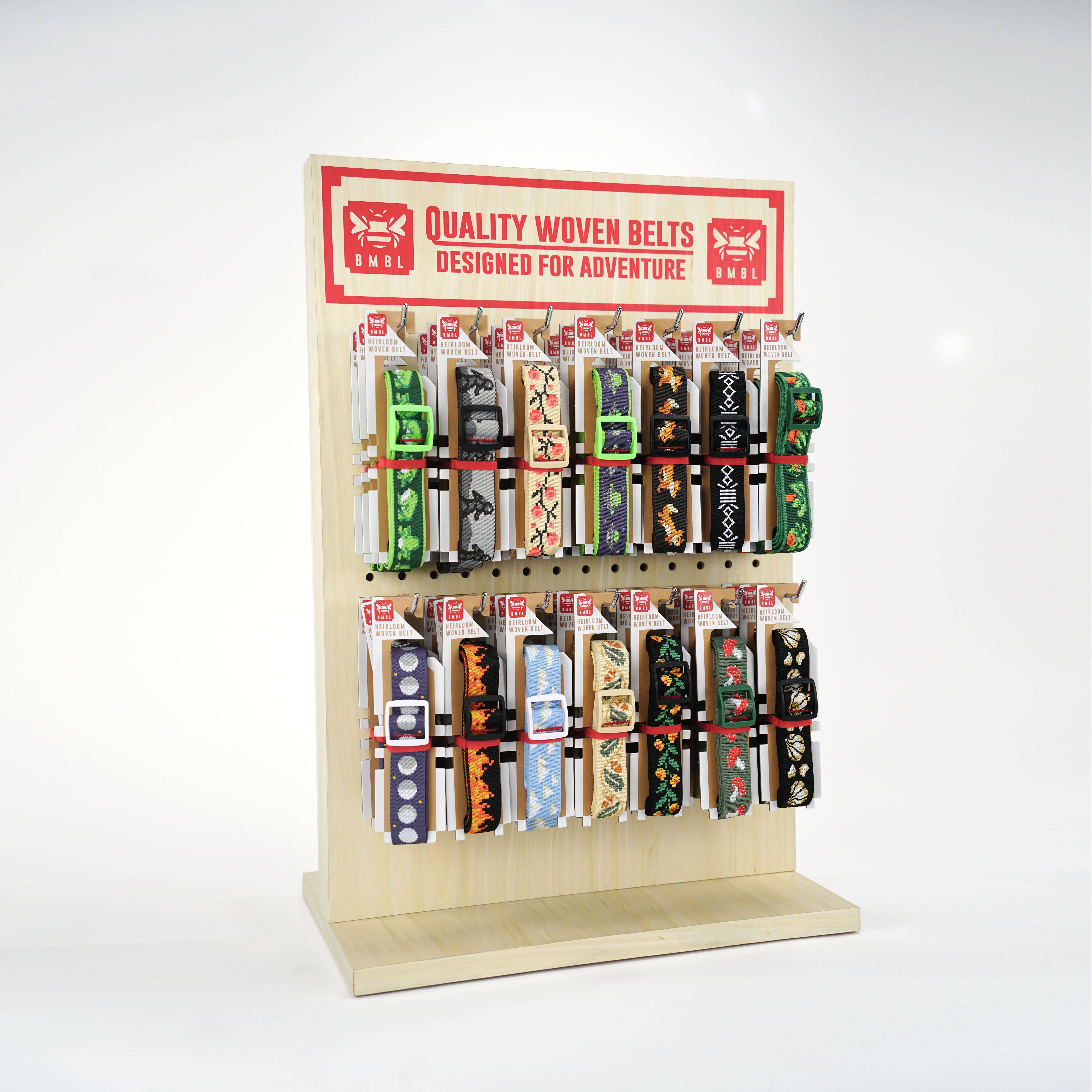 BMBL Belts - Venta al por mayor Expositor- Accesorios - Expositor de madera perforada