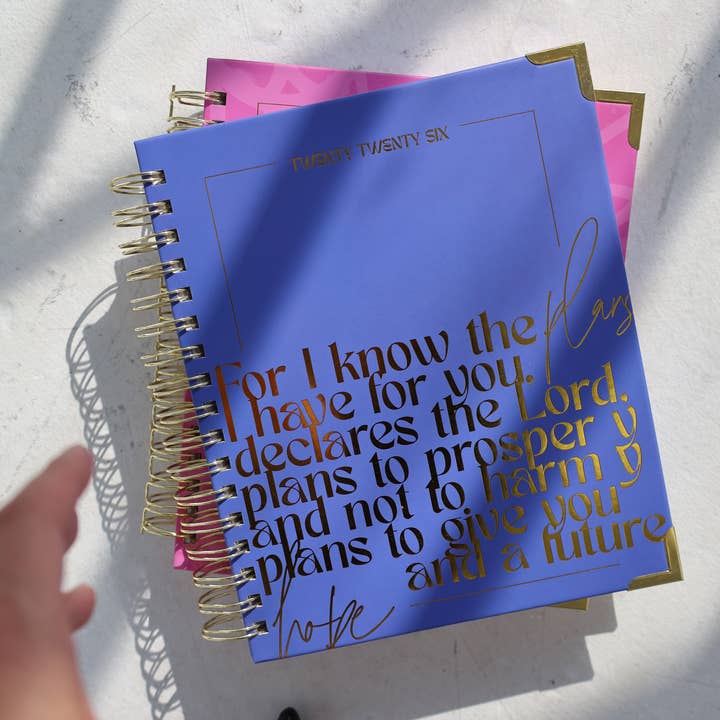 2026 Planificateur alimenté par le but dans Plans pour vous pour la vente par Girlfriends Ink