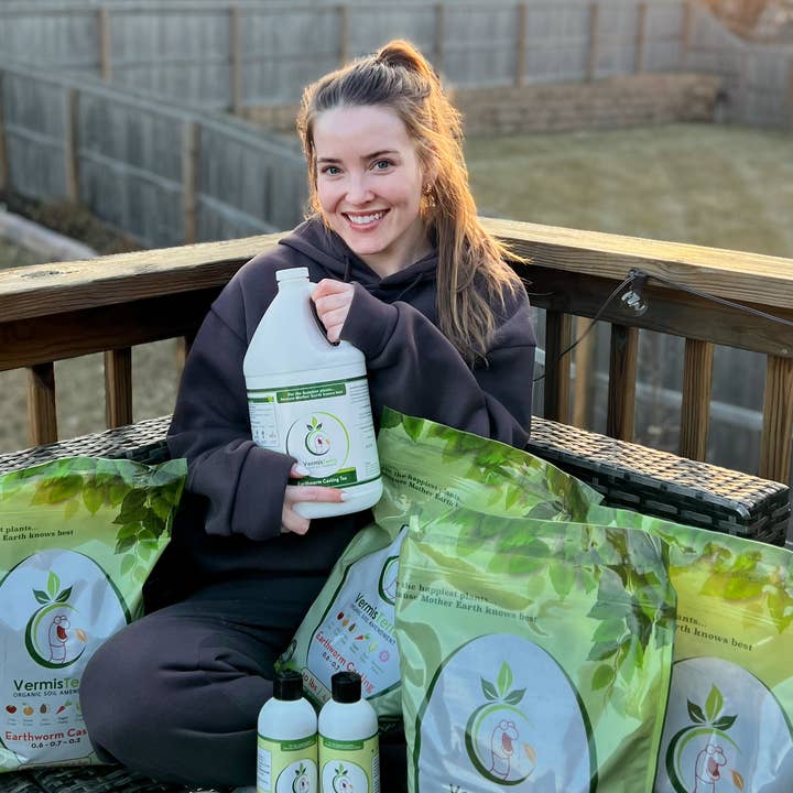 VermisTerra - Wholesale Fertiliser - VermisTerra Earthworm Casting Tea - Gallon 128 oz7