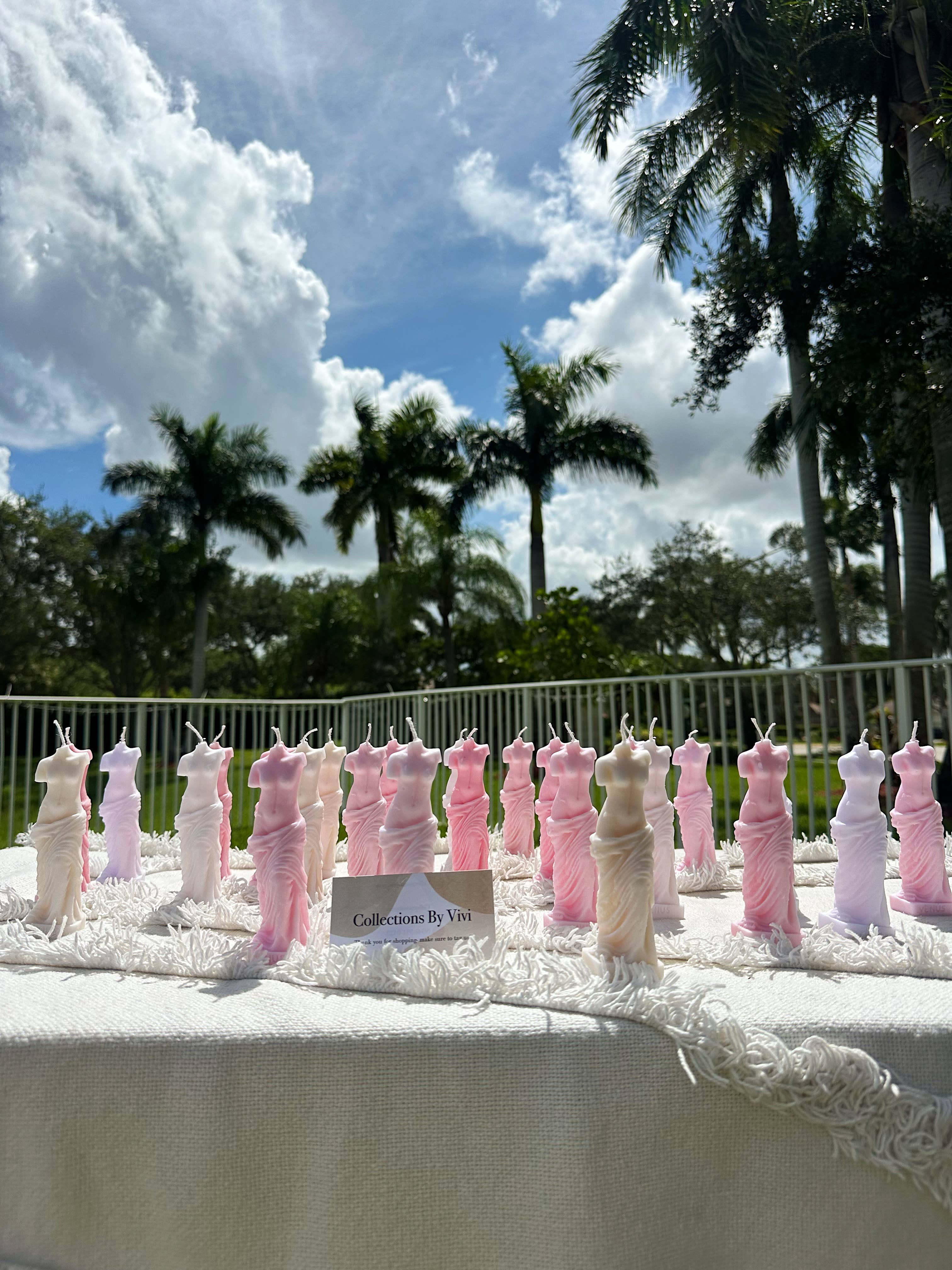 Collections By Vivi - Wholesale Novelty Candle - Goddes candle, Venus Candle, Sculptured candle, Statue cand3