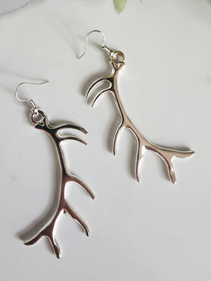 Juego de pendientes de asta de ciervo plateado para venta al por mayor de Three Witches Tea Shop