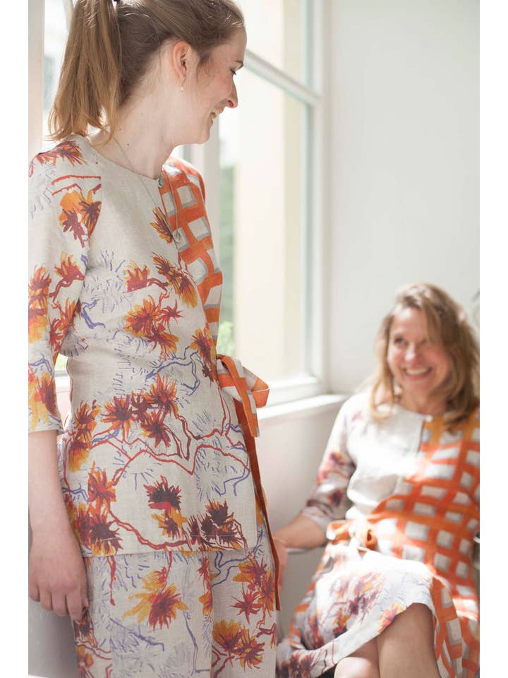 Clara Kaesdorf – Engroshandel Bluse - Dame – Orange wrap bluse linned