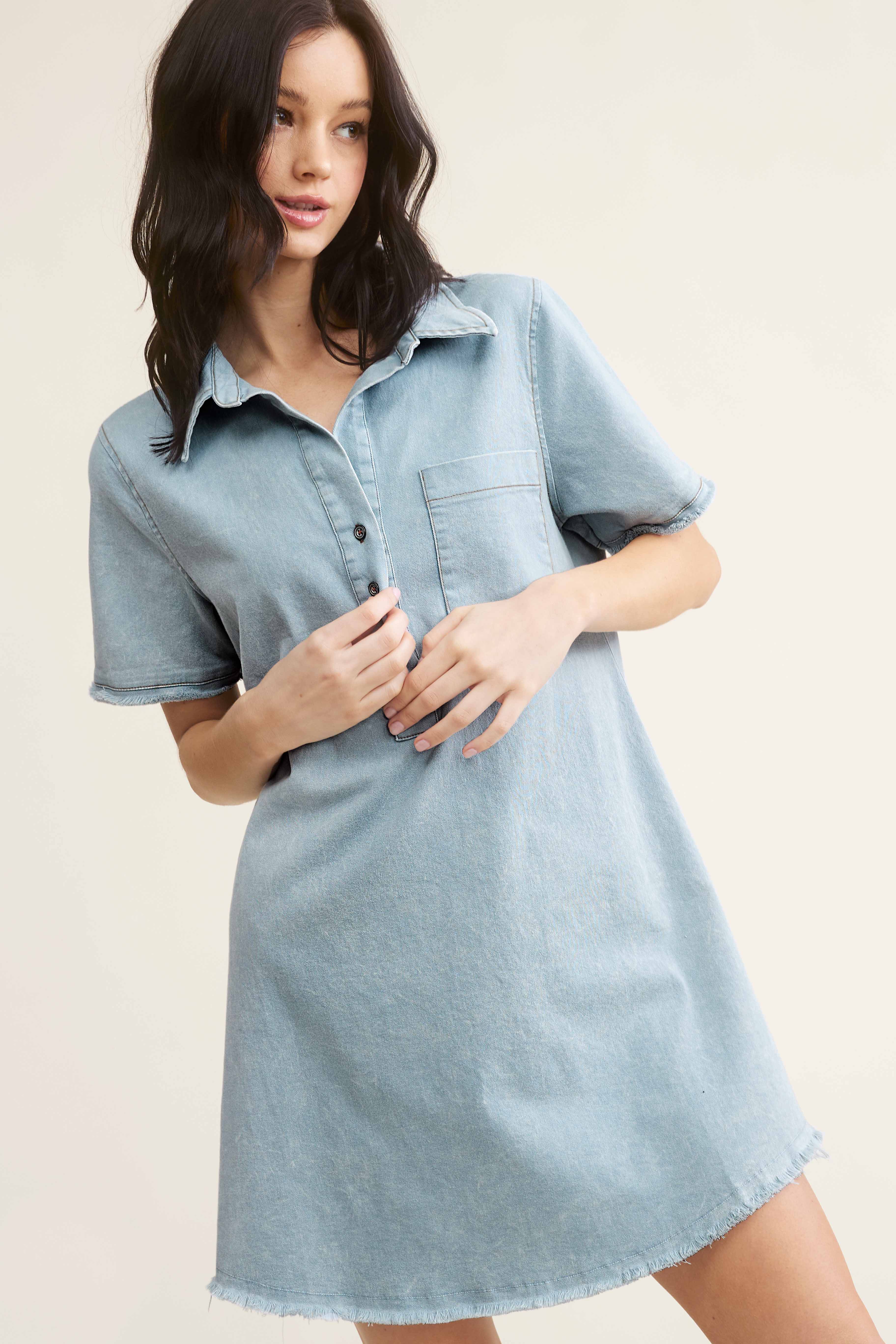 Cielo MCD9319-Abito a tunica in denim chiaro con bordo grezzo lavato minerale in vendita all'ingrosso su Faire11