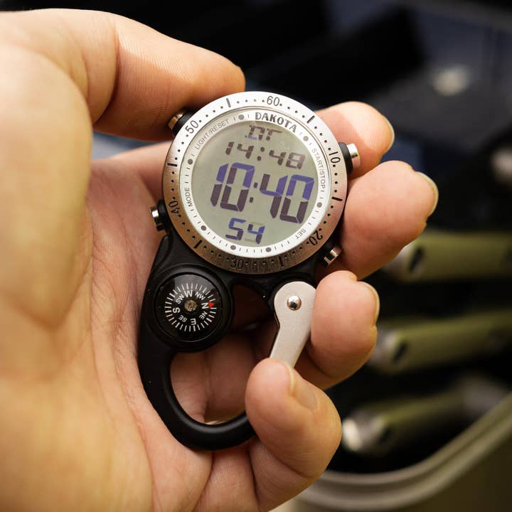 Dakota (Dakota Watch Company) – Großhandel Armbanduhr – Herren – Dakota Digital Clip – Herren-Taschenuhr, Schwarz, Kompass3