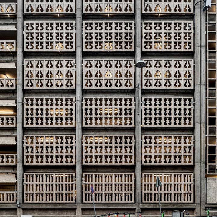 gestalten - Wholesale Display Book - Concrete, mon amour: The Raw Imprint of Modernism11