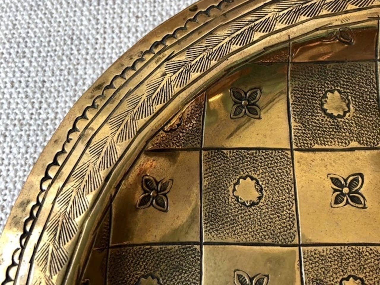 High crafty - Wholesale Decorative Tray - Moroccan Small Vintage Tray – Handmade Carved Metal, 16cm4