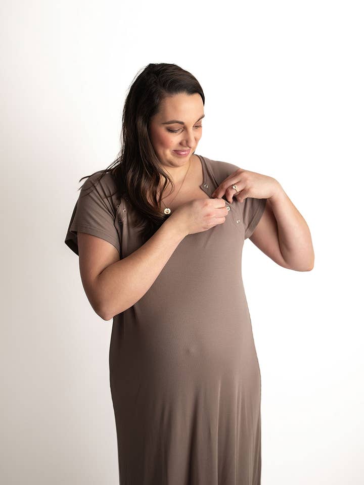 Three Little Tots - Wholesale Dress - Maternity - Cocoa Brown Maternity Mommy Labor & Delivery/ Nursing Gown 18