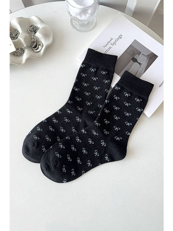 1 the Woman - Wholesale Socks - Women's - Bow Knots Ribbed Edge Crew Socks