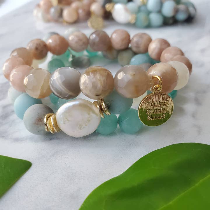 Pulseras apilables - Juego de 12 para venta al por mayor de Agape Gems