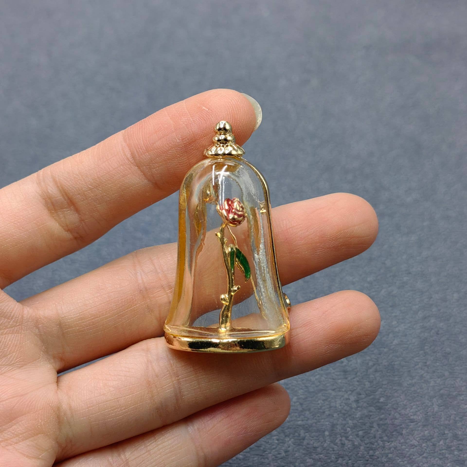 Mio Queena - Vendita all'ingrosso Spille - Spilla vintage Rose In A Bottle