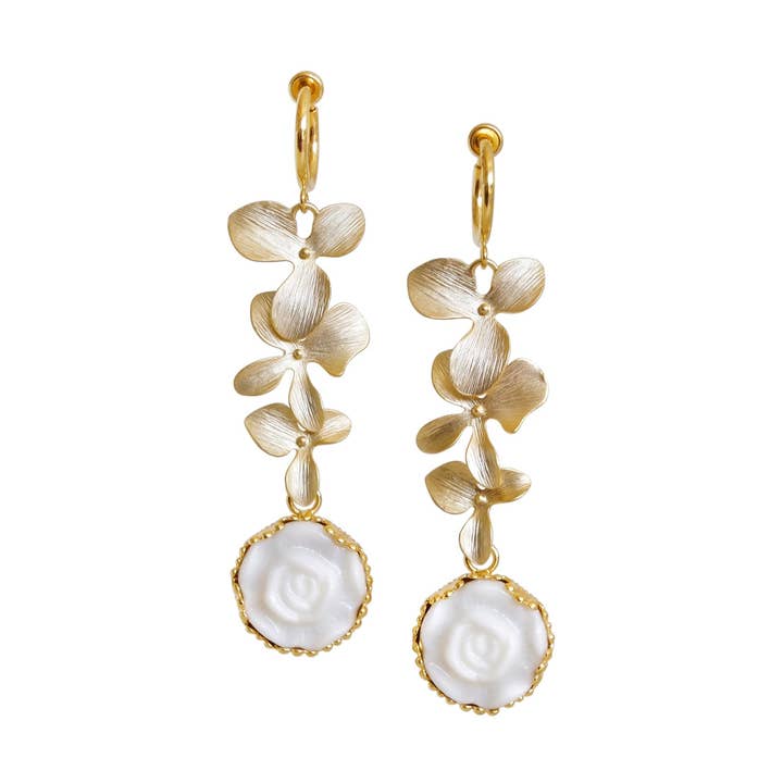 Porzellan-Clip-Ohrringe mit Mondlicht-Rose und dreifachen Blättern für den Großhandel von POPORCELAIN