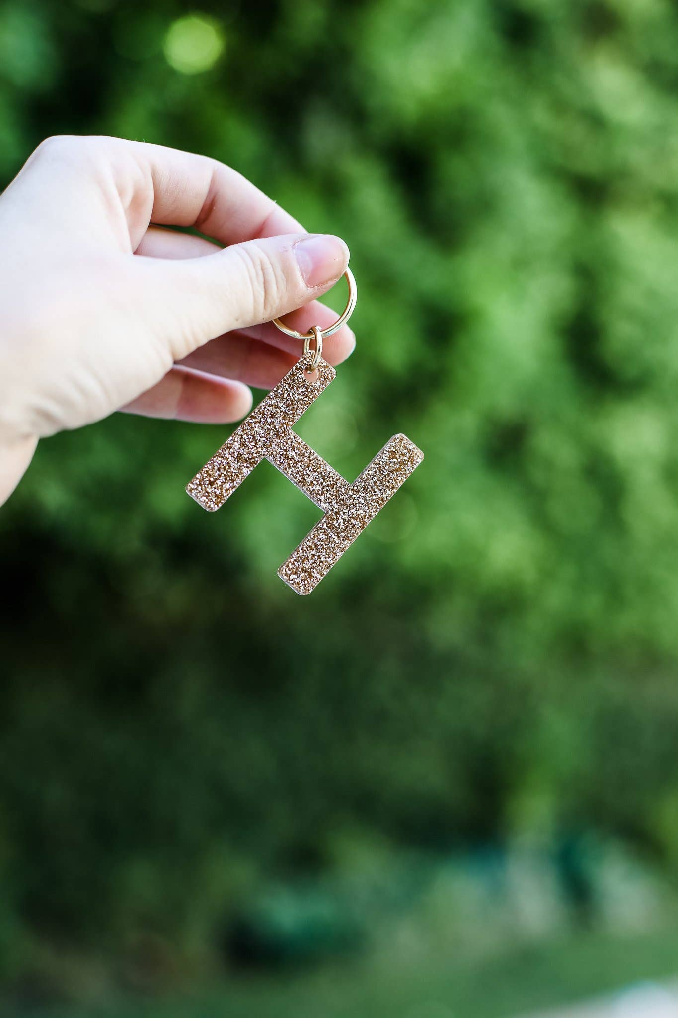 Lucky Feather – wholesale Keychain – Women's – Glitter Keychain - Letter - H3