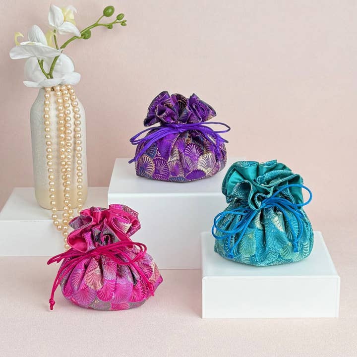 Seashells Brocade Drawstring Jewelry Pouch for wholesale by Cathayana