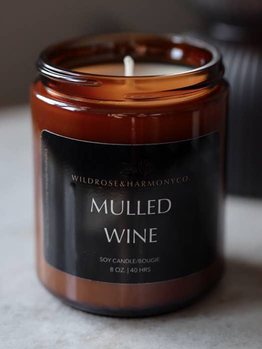 Vin chaud pour la vente par Wild Rose & Harmony Co.