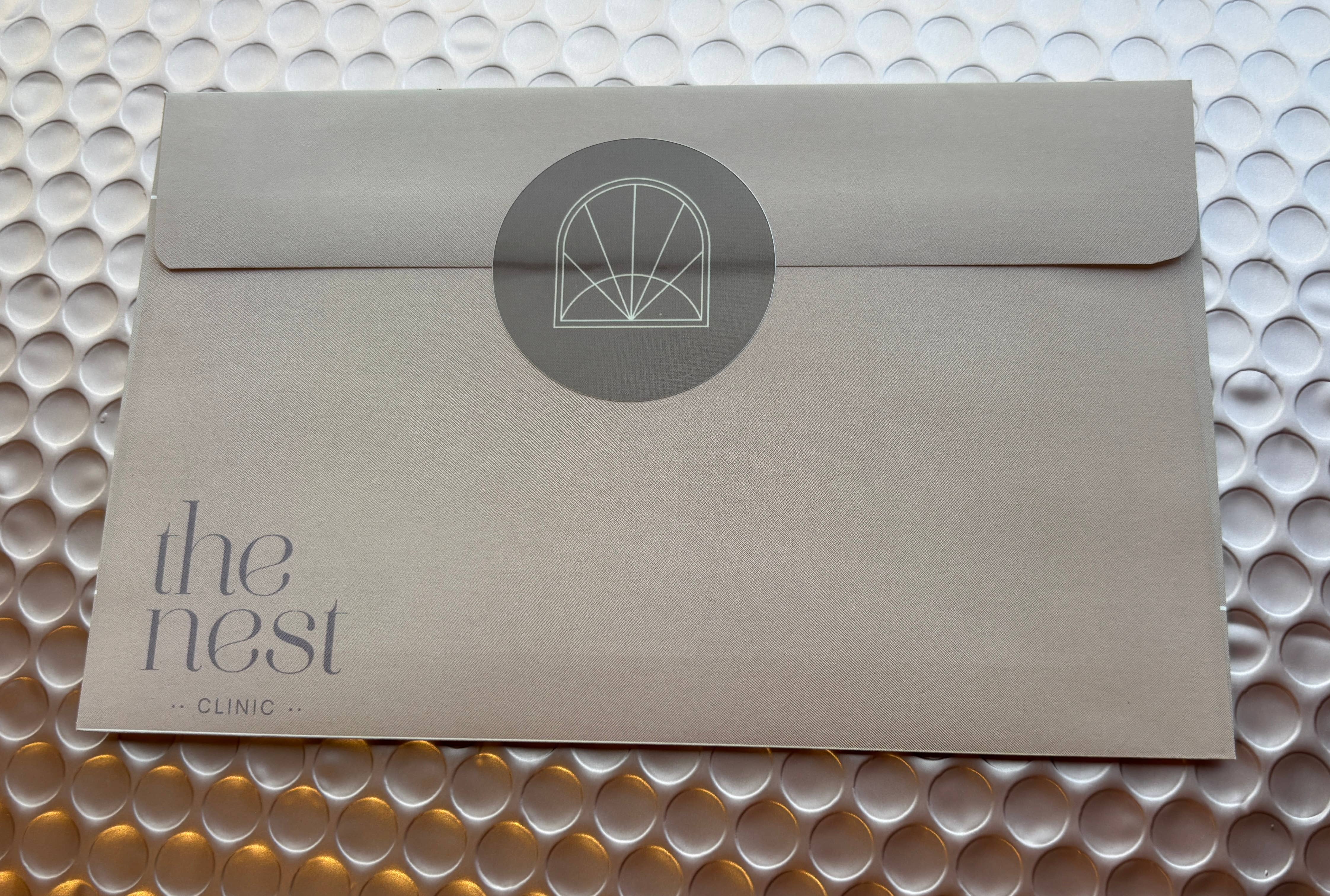 Izzi Essentials - Venta al por mayor Materiales de acupuntura - Semillas auriculares de acupresión bañadas en oro de 24 quilates3