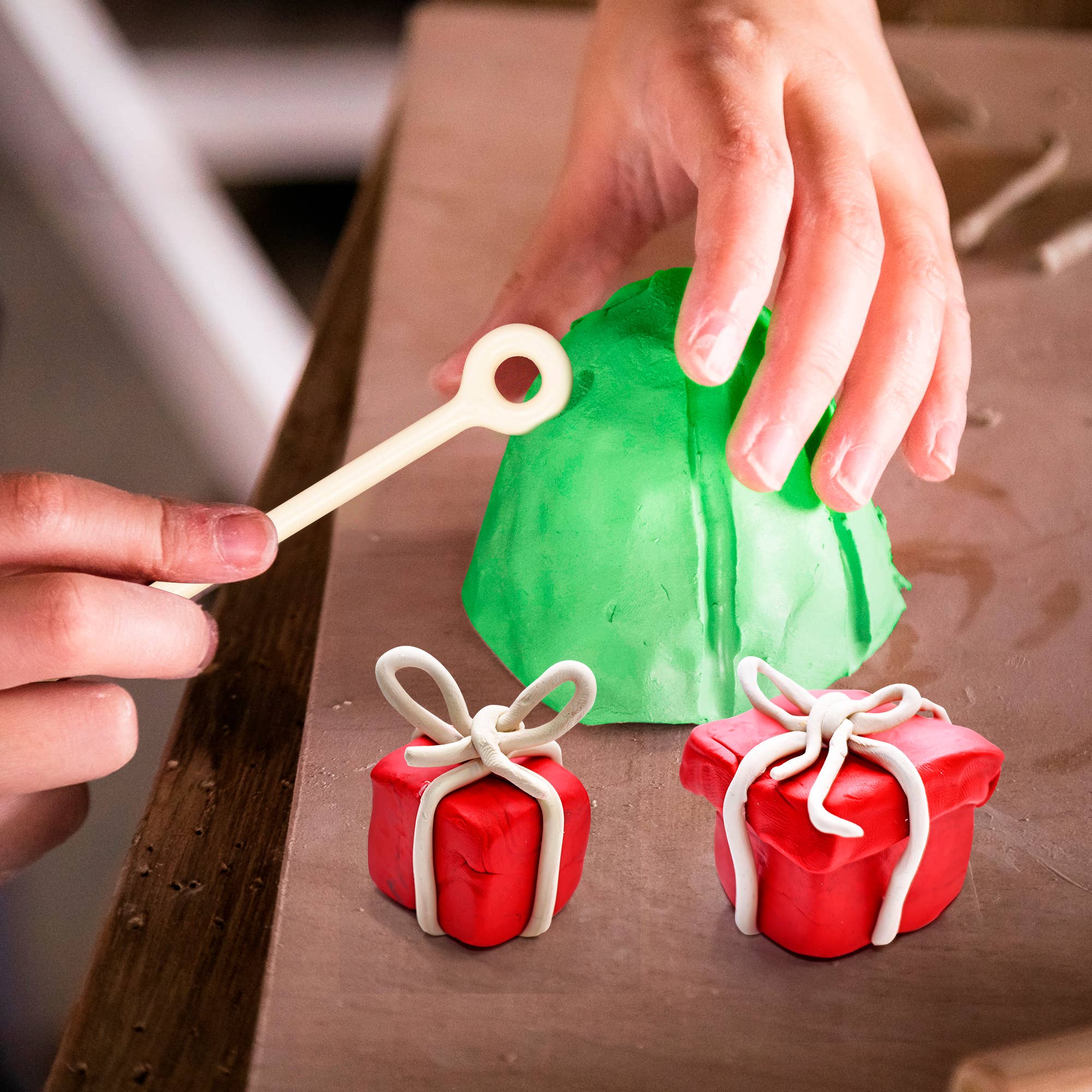 The Twiddlers - Wholesale DIY Craft Kit - Kids - 50 Colour Modelling Clay Starter Kit with Tools & Storage7