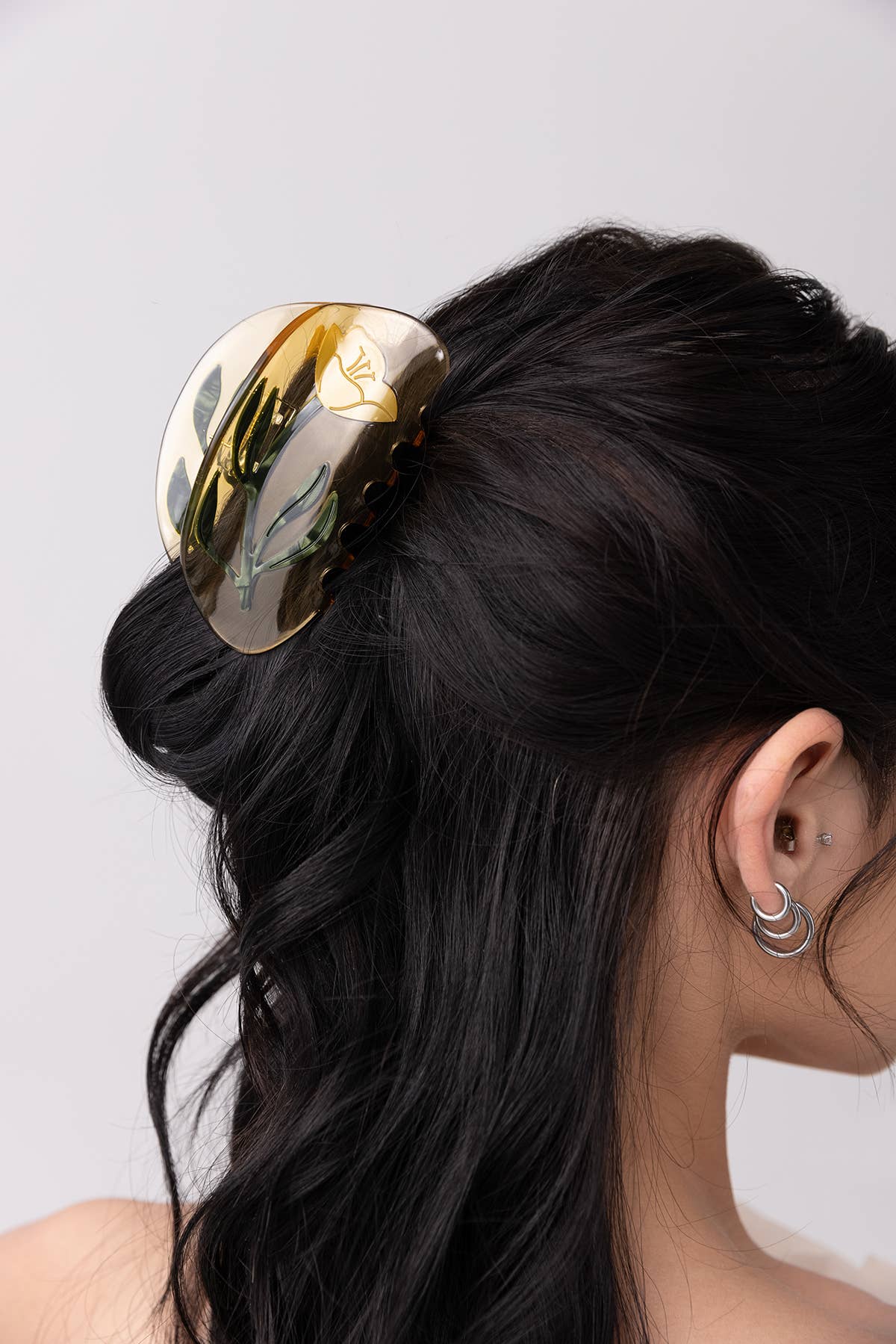 WINONA IRENE - Wholesale Hair Accessories Set - Women's - Buttercup Wild Flower Hair Claw Clip in Clear Yellow Acetate1