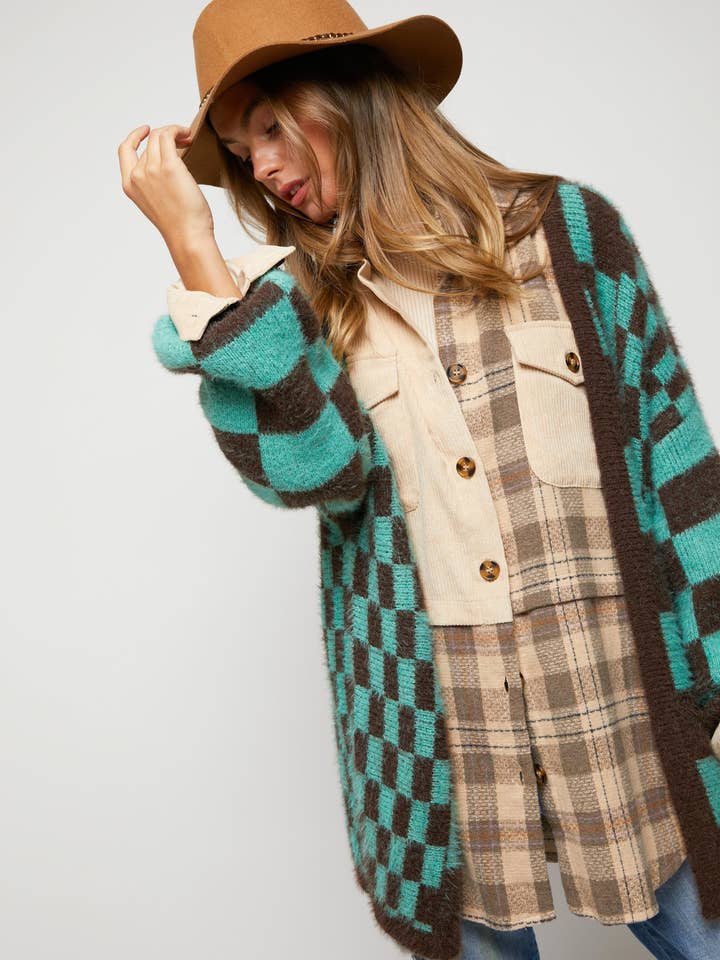 Davi & Dani - Wholesale Cardigan - Women's - PLUS CHECKERED PRINTED FUZY FLEECE SOFT WARM KNIT SWEATER CA