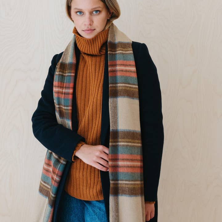 TBCo – Großhandel Schal – Damen – Schal aus Lammwolle im Stewart Kleid Antik Tartan0