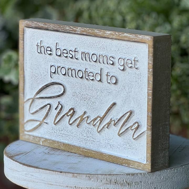 Collins Painting & Design - Vente Décorations de table - SW-3149 - Bloc sculpté de grand-mère promue0