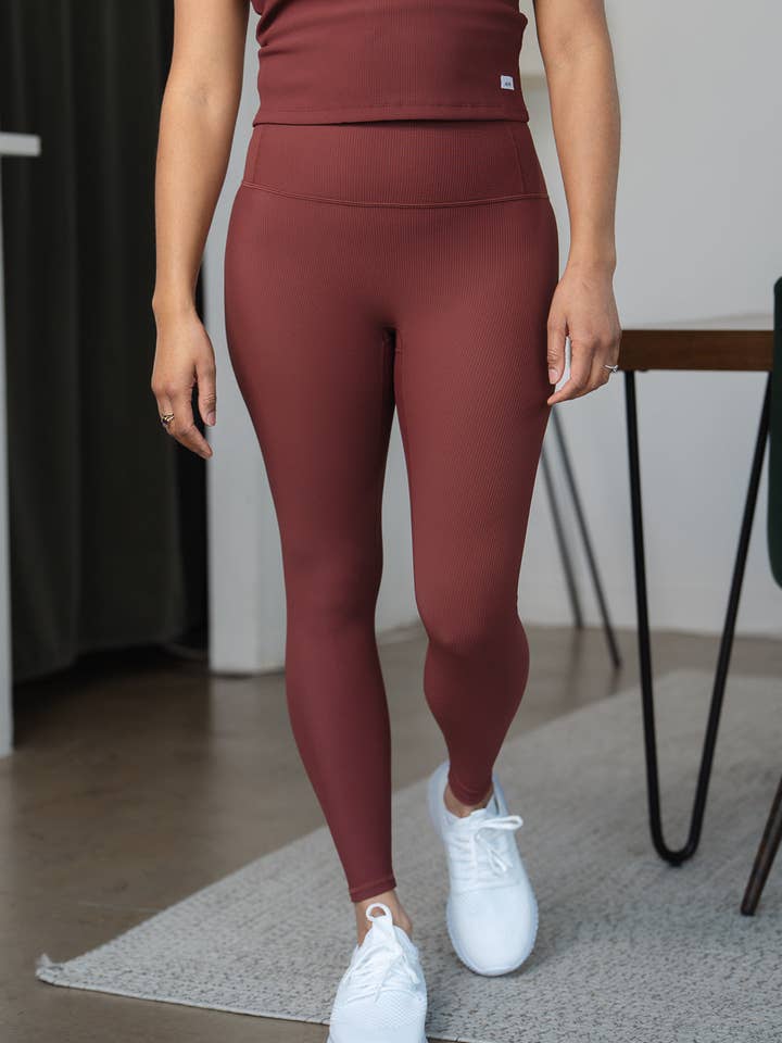 DYNAMIC devoted LITE legging for wholesale by Alyth Active
