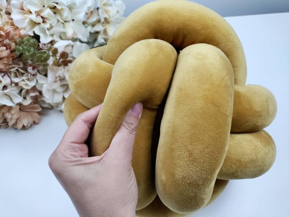 SUF Products LLC - Wholesale Throw/Decorative Pillow - Knot Pillow in Ball shape is 12 inches3