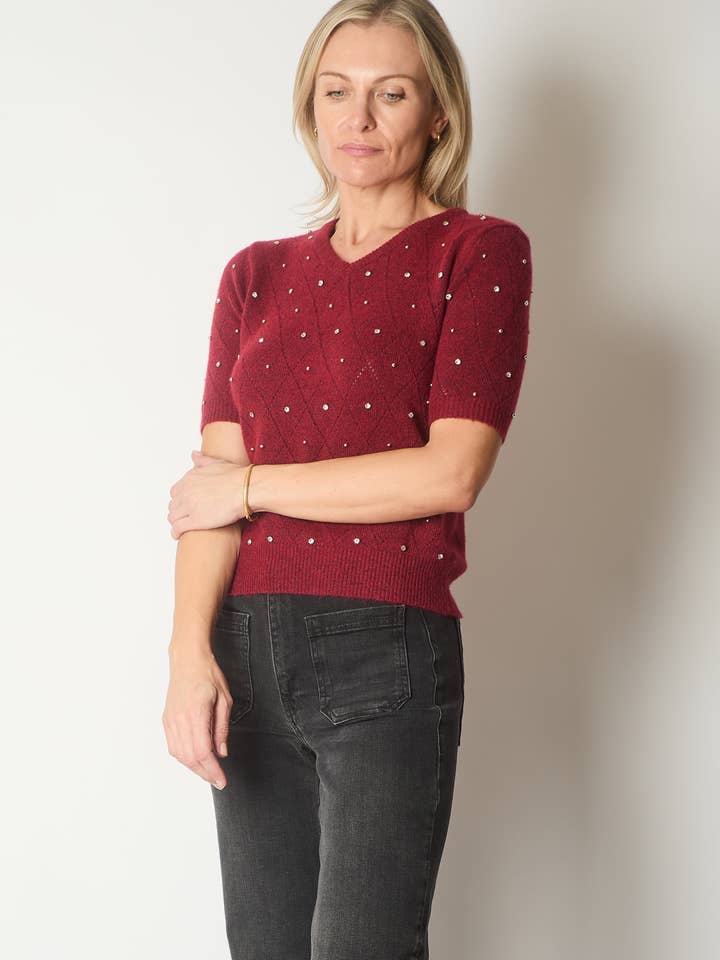 Embellished Knit V-Neck Jumper - Wine for wholesale by SOLO