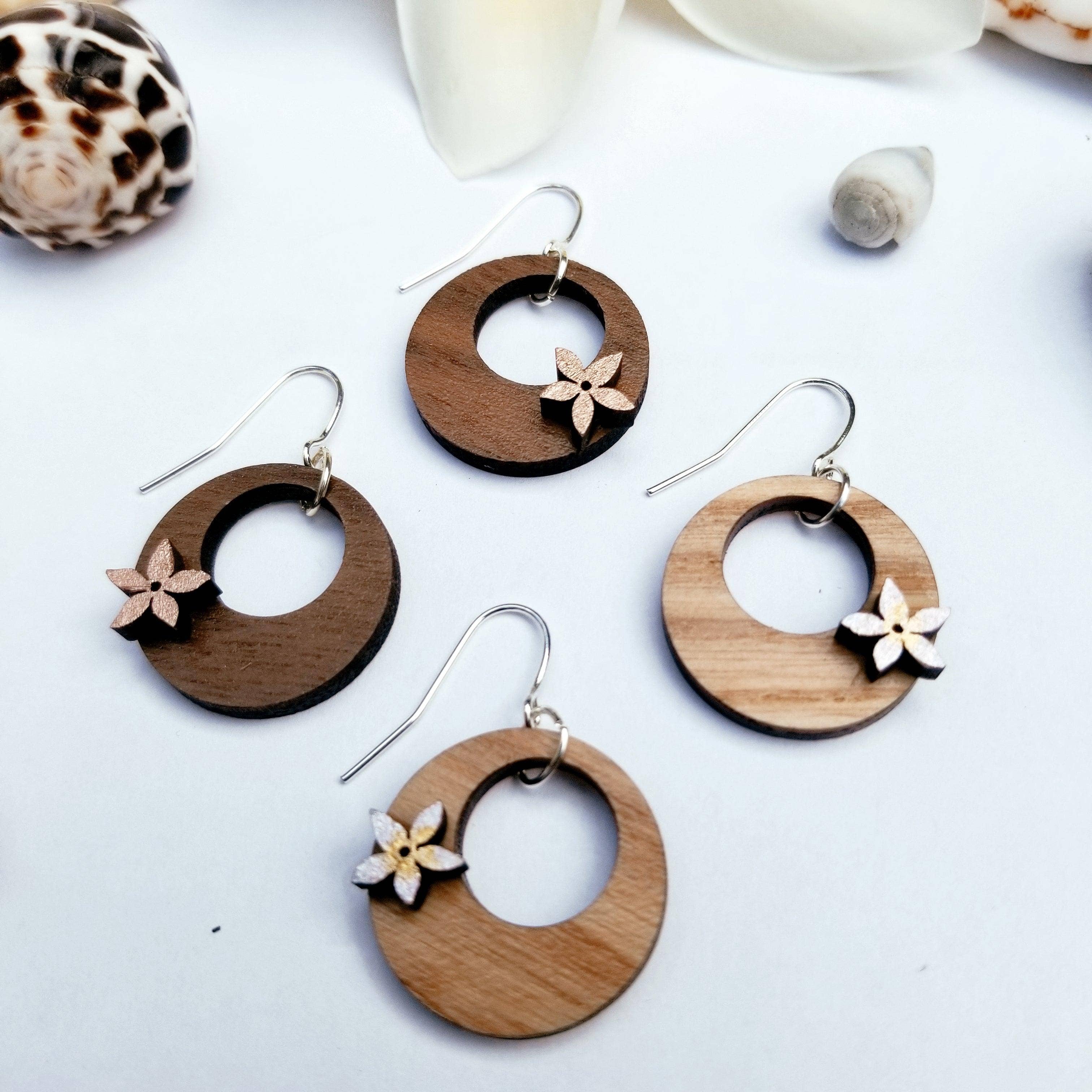 Solshine and Co - Vente Boucles d'oreilles pendantes - Petites boucles d'oreilles rondes en pua peintes à la main3