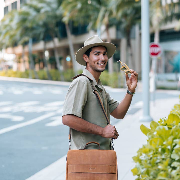 Rōmfrē Travel Co. – Großhandel Weekender-Tasche – Herren – CPAP-Reisetasche aus Leder4