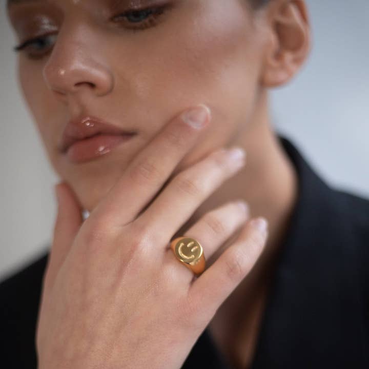 Réalta - Vente Chevalières - Bague Vice Smiley en or