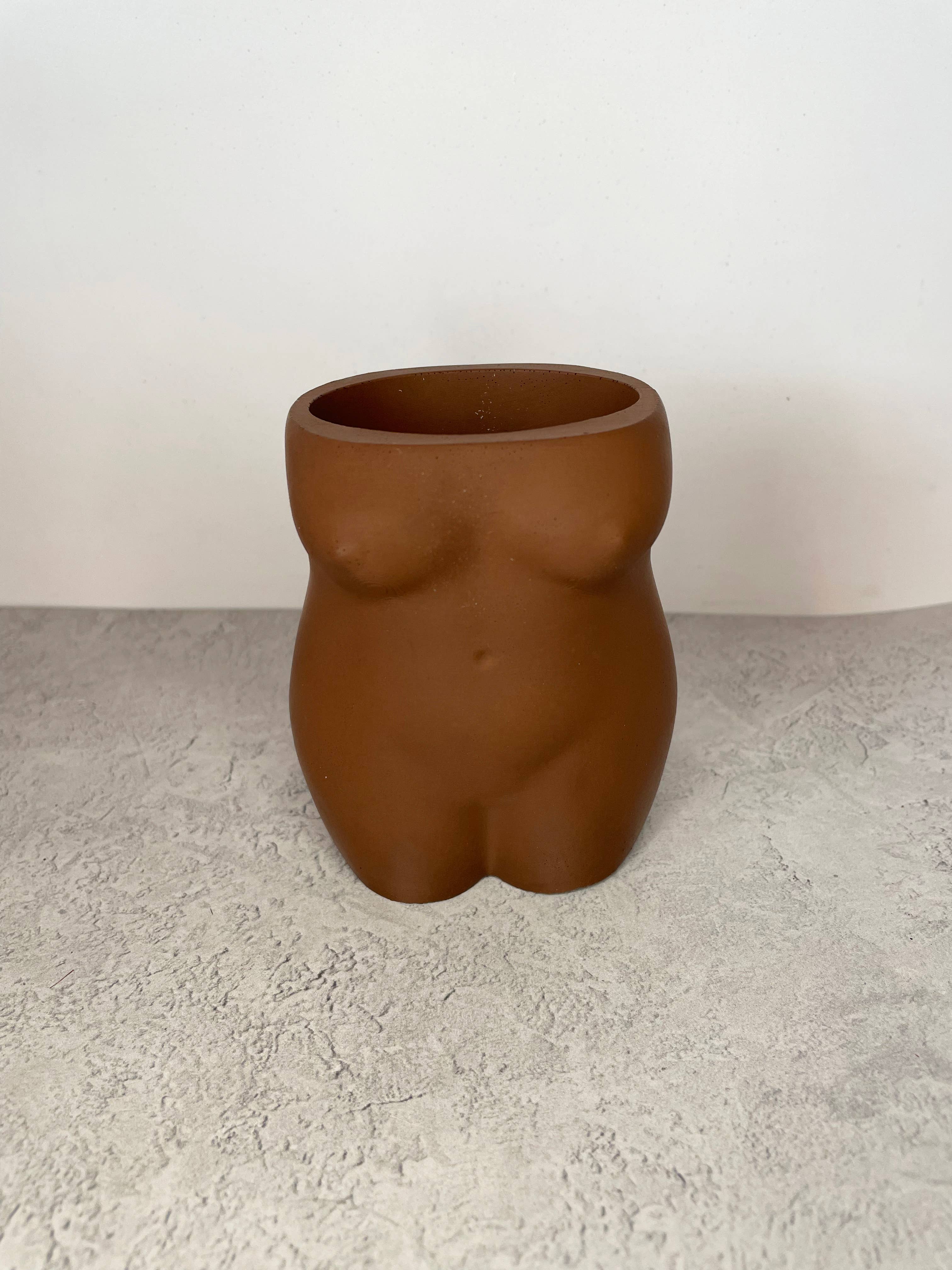 Maureen Luxe Studio – wholesale Vase – Jesmonite Body Vase Plant Pot | Naked Form Body Vase | Curvy5