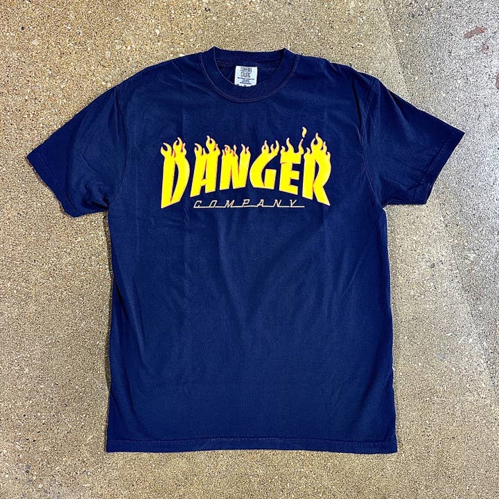 Trasher Shirt voor wholesale door Danger Company