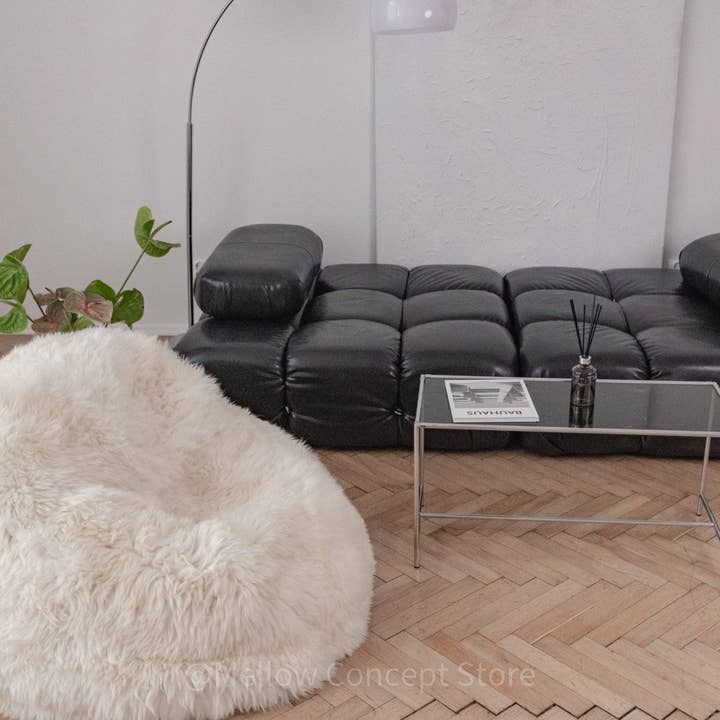 Mellow - Wholesale Pouf - Natural Sheepskin Beanbag - White7