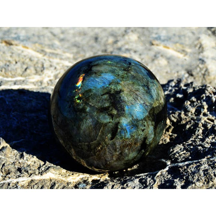 Kaia & Crystals - Wholesale Spiritual stone/crystal - XL Natural Labradorite Sphere Stone (65mm - 100mm)7