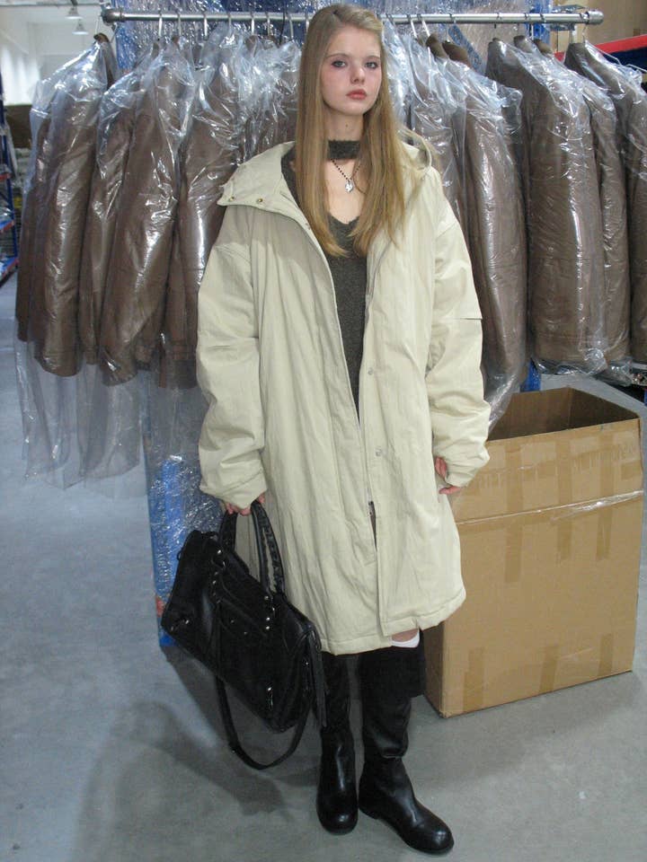 Lang letvægtsjakke med hætte for engroshandel hos Prod Bldg