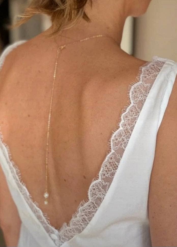 L'atelier du 6 – Engroshandel Lariat/Y-hal halskæde – Rygfri halskæde med sølvkæde og elfenbensfarvede perler8