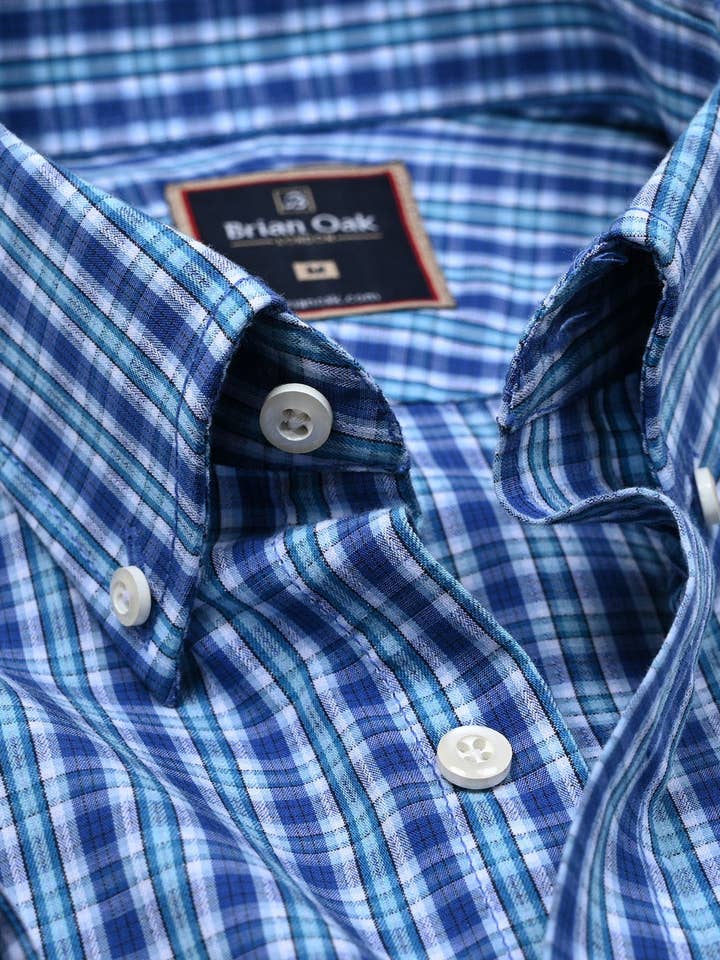 Chemise à carreaux décontractée bleu ciel pour la vente par Brian Oak Limited