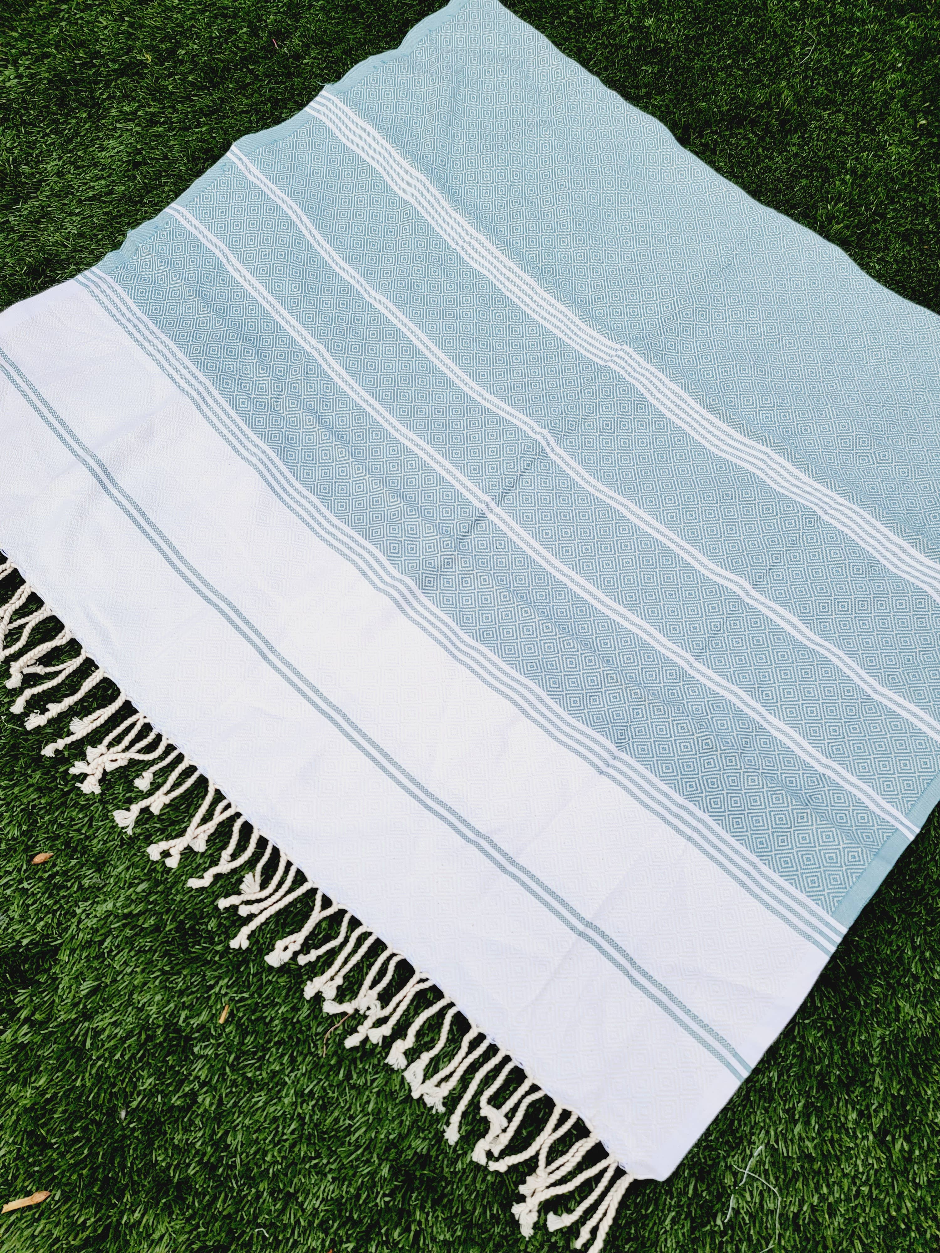 EBRU Home - Wholesale Beach Towel - 10 Sand proof Towel Throw set, Assorted colors DEAL19