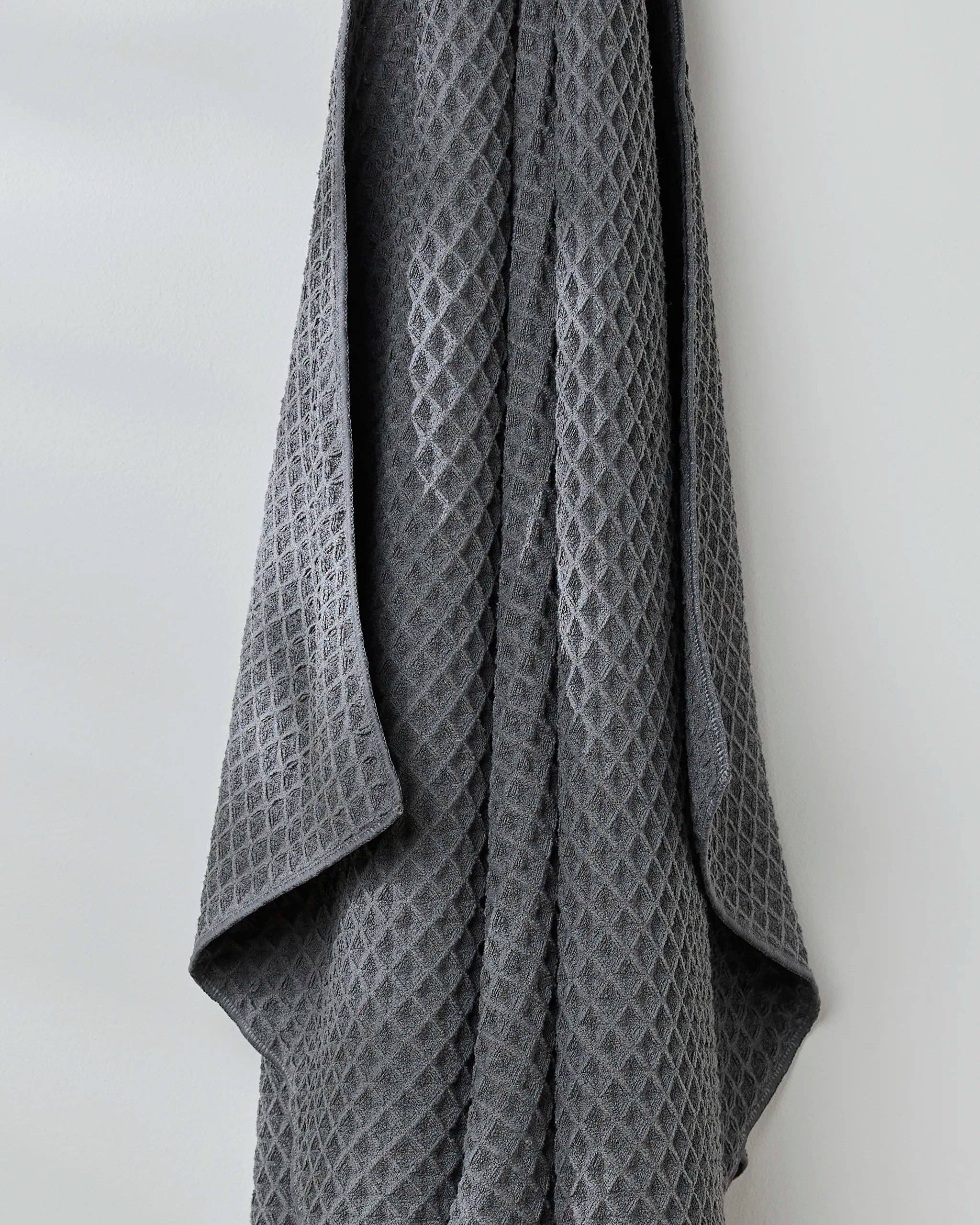 Geometry - Vente Serviettes de bain - Serviette de bain à gaufres au charbon1