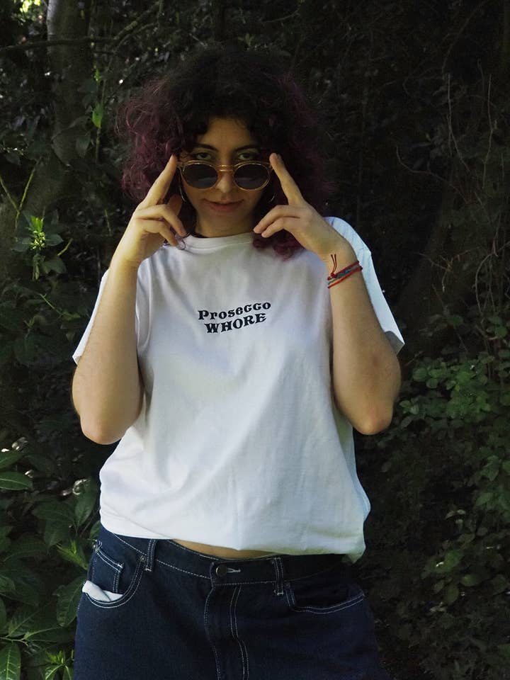 Prosecco Whore – Tee for wholesale by Sara's threads