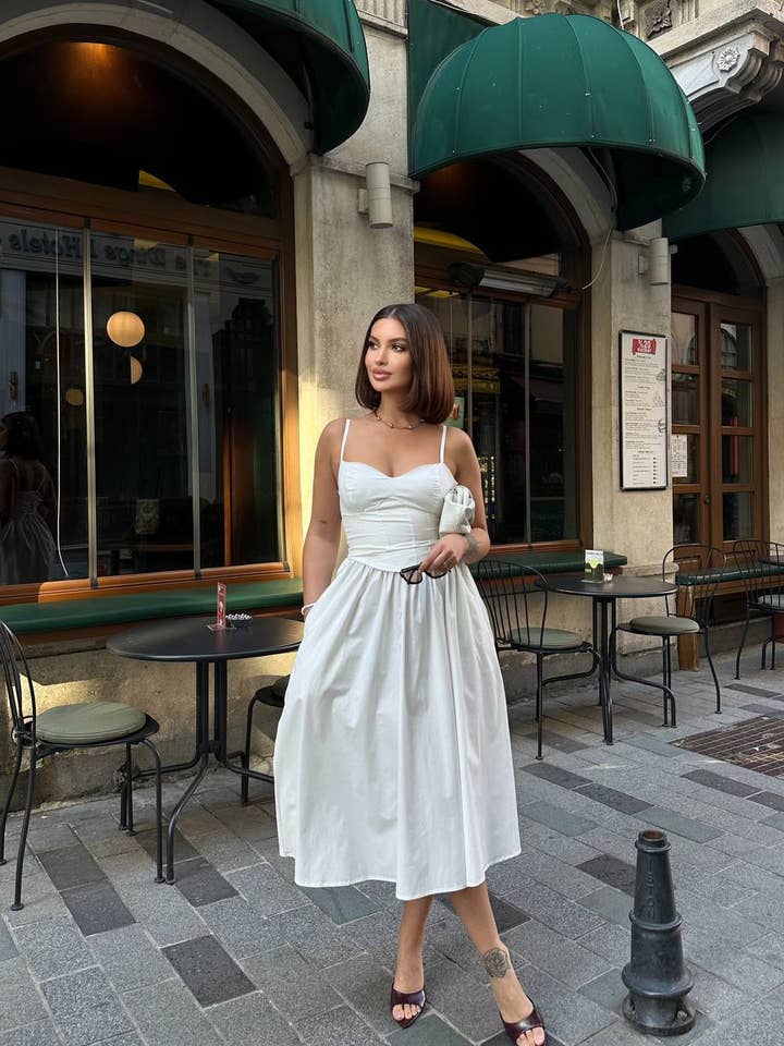 Standpoint Top - Wholesale Dress - Women's - The Seraphina Sweetheart Corset Midi Dress - 1199