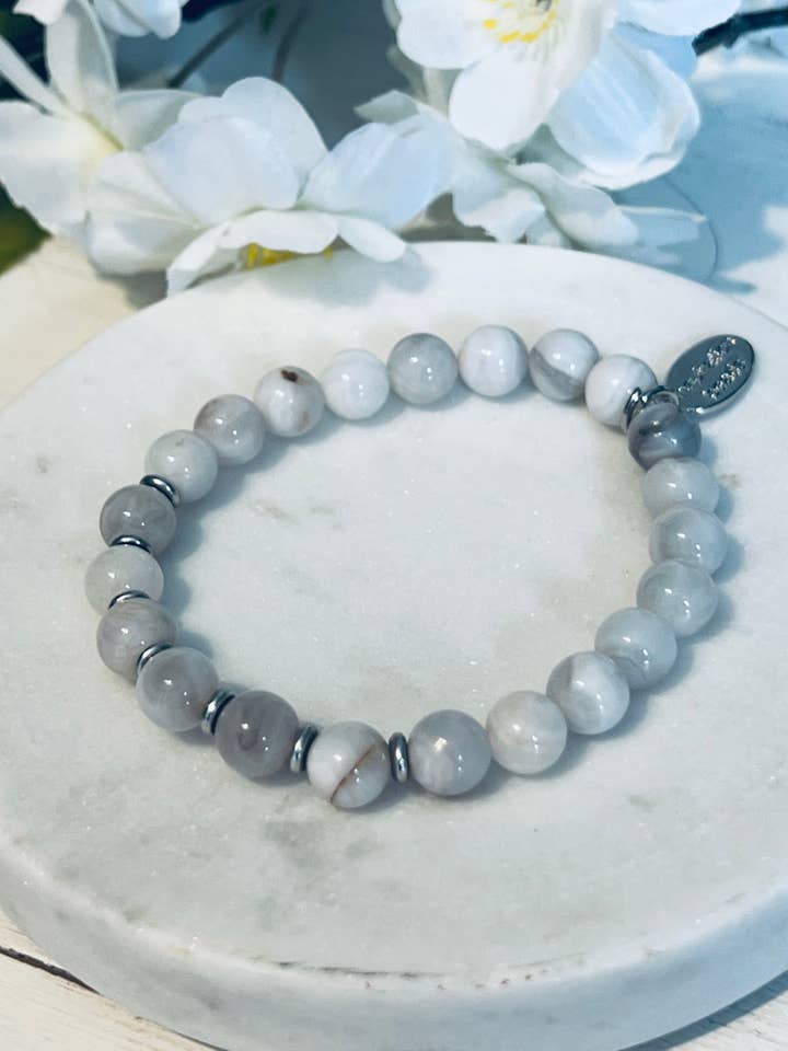 Bracelet empilable en agate Dove pour la vente par Inspiration Beads