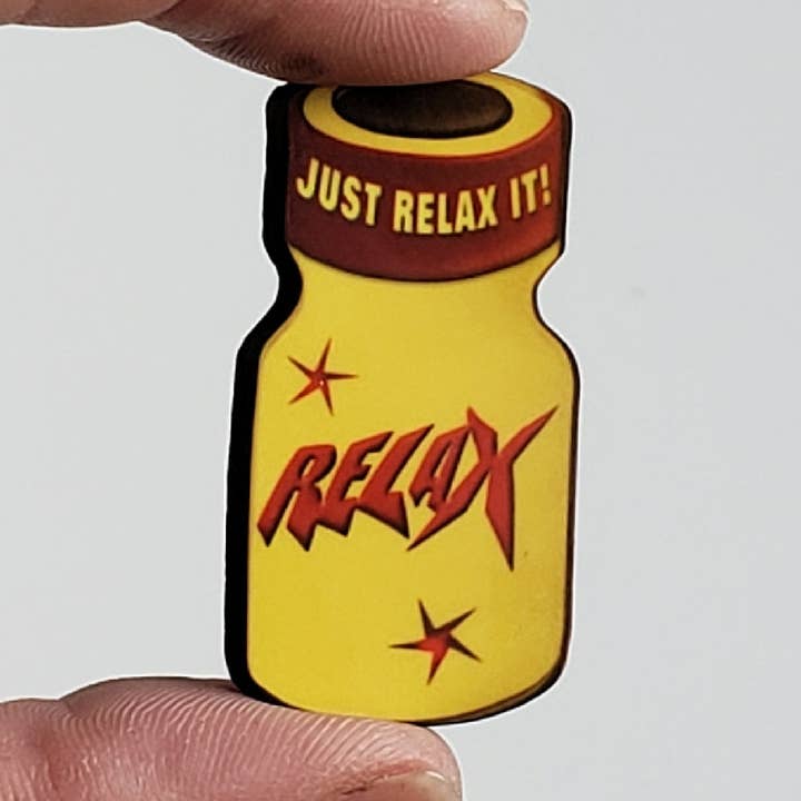 Épinglette bouteille Relax Poppers pour la vente par Mixtape Your Life