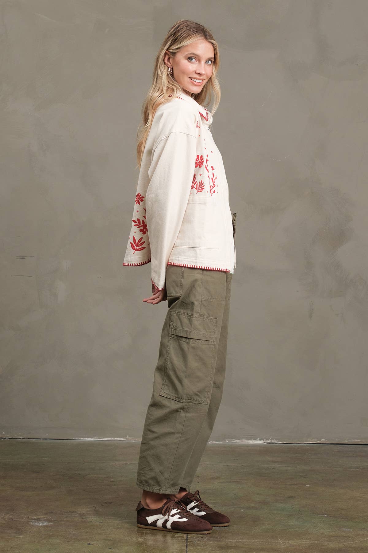 RAISONNEL - Wholesale Jacket - Women's - Embroidered Folk Jacket - RJ10754