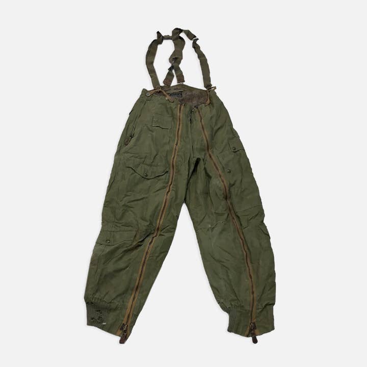 Pantalon vintage de la marine américaine - 30" pour la vente par The Era NYC