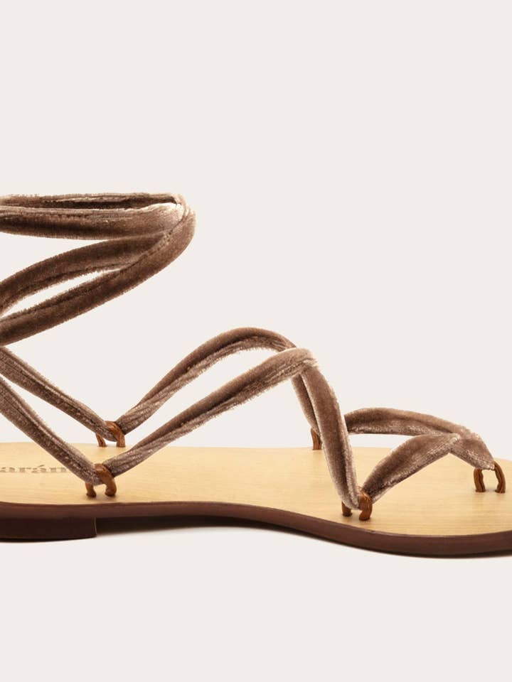 Velvet ribbons for wholesale by Rarámuri