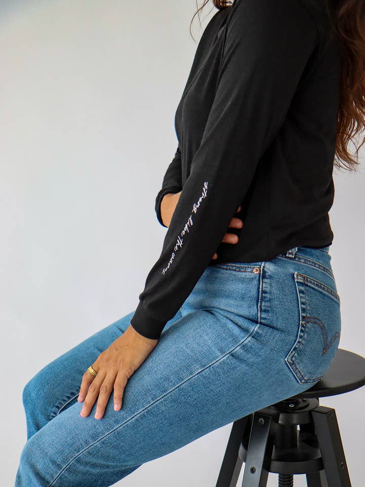 Fuerte como las olas vestido midi de manga larga para venta al por mayor de TIYS Clothing Co.