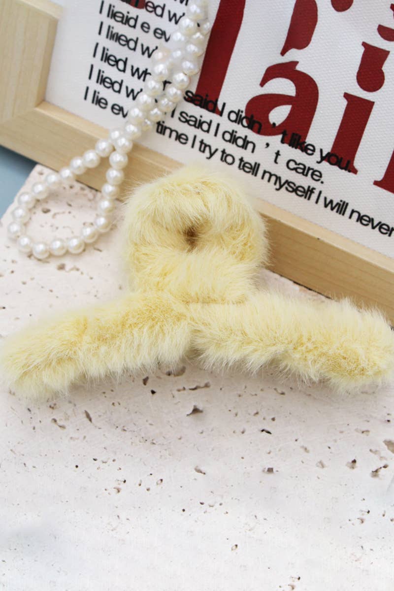 ACCITY - Wholesale Hair Clip - Women's - MULTICOLOR FAUX RABBIT FUR HAIR CLAW CLIP TWIST_CWAHA01537